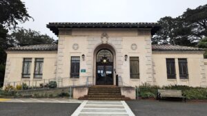 Public library building
